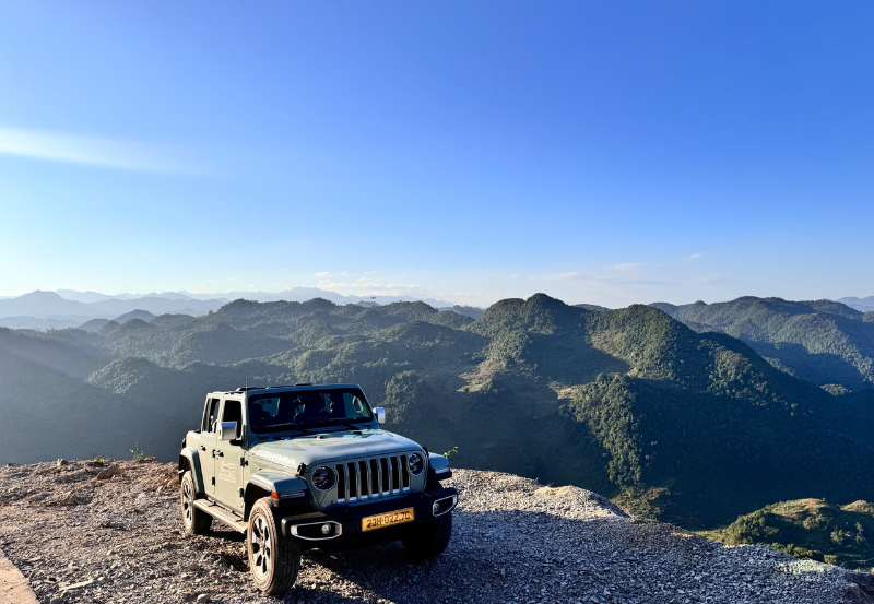 Khau Coc Cha Pass – One of Cao Bang’s Most Dramatic Mountain Roads