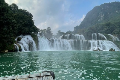 Ban Gioc Waterfall Cao Bang – Vietnam’s Most Spectacular Border Waterfall