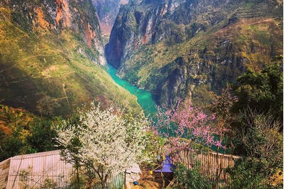 Jeep Tour Ha Giang – The Ultimate Way to Explore Vietnam’s Wild North