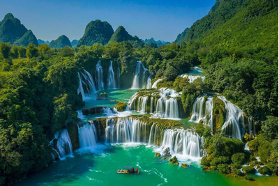 Non Nuoc Cao Bang – A Land of Stone, Water, and Timeless Silence