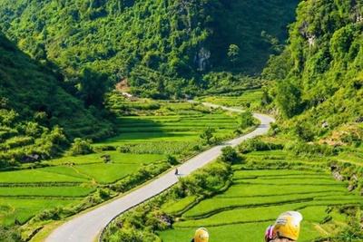 Cao Bang Travel Tour – Discover Vietnam’s Hidden North