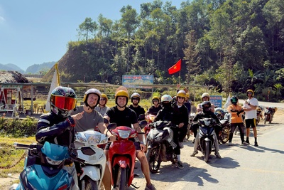 Cao Bang Loop Motorcycle – Ride Through Northern Vietnam’s Quiet Frontier