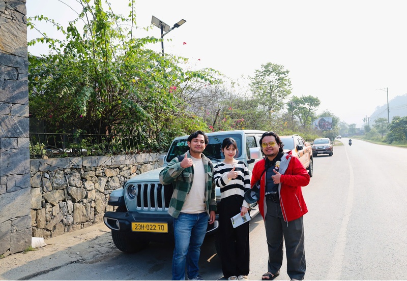 Best Ha Giang Jeep Tour – Scenic, Safe & Unforgettable