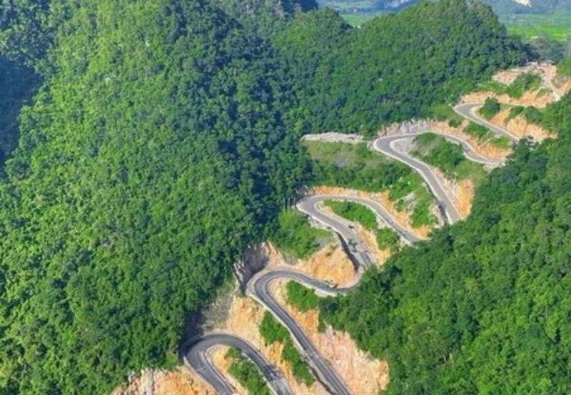Angel Eye Mountain Cao Bang – The Most Unique Natural Wonder Vietnam