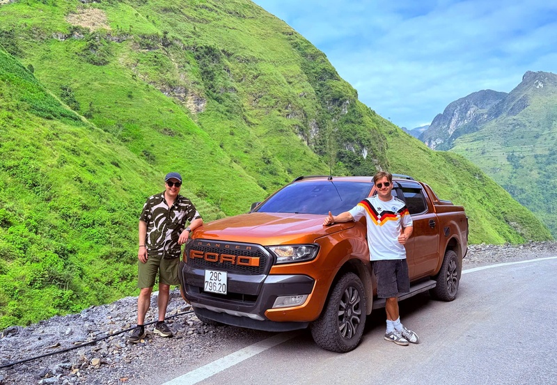 Cao Bang SUV Tour – Discover Northern Vietnam in Comfort and Safety