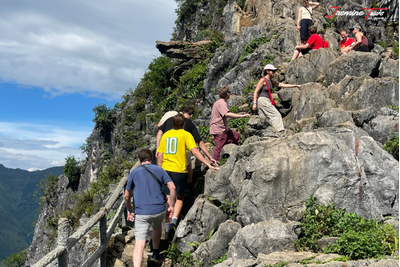 Dong Van Karst Plateau : Complete UNESCO Geopark Guide