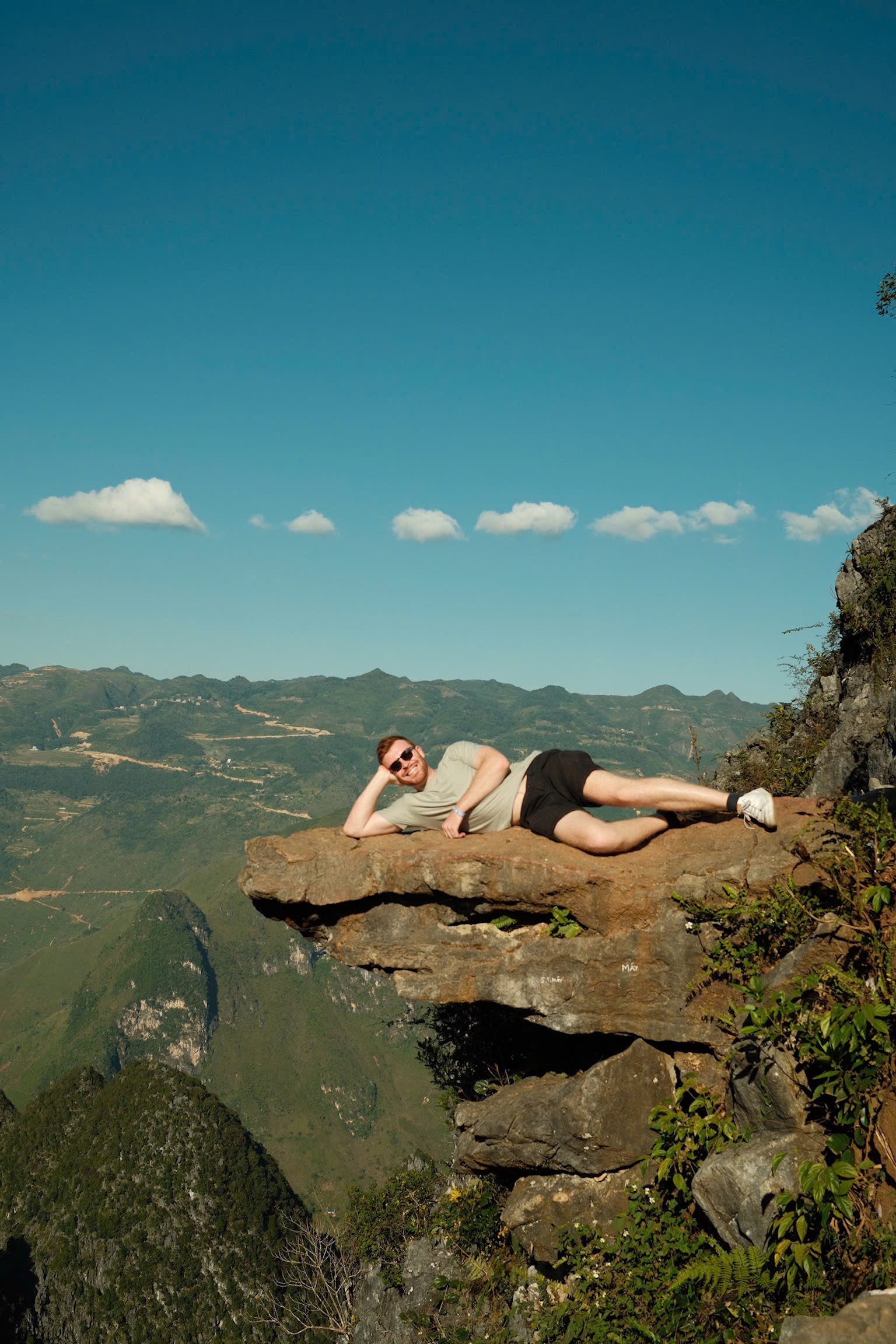 Motorbike Ha Giang lie