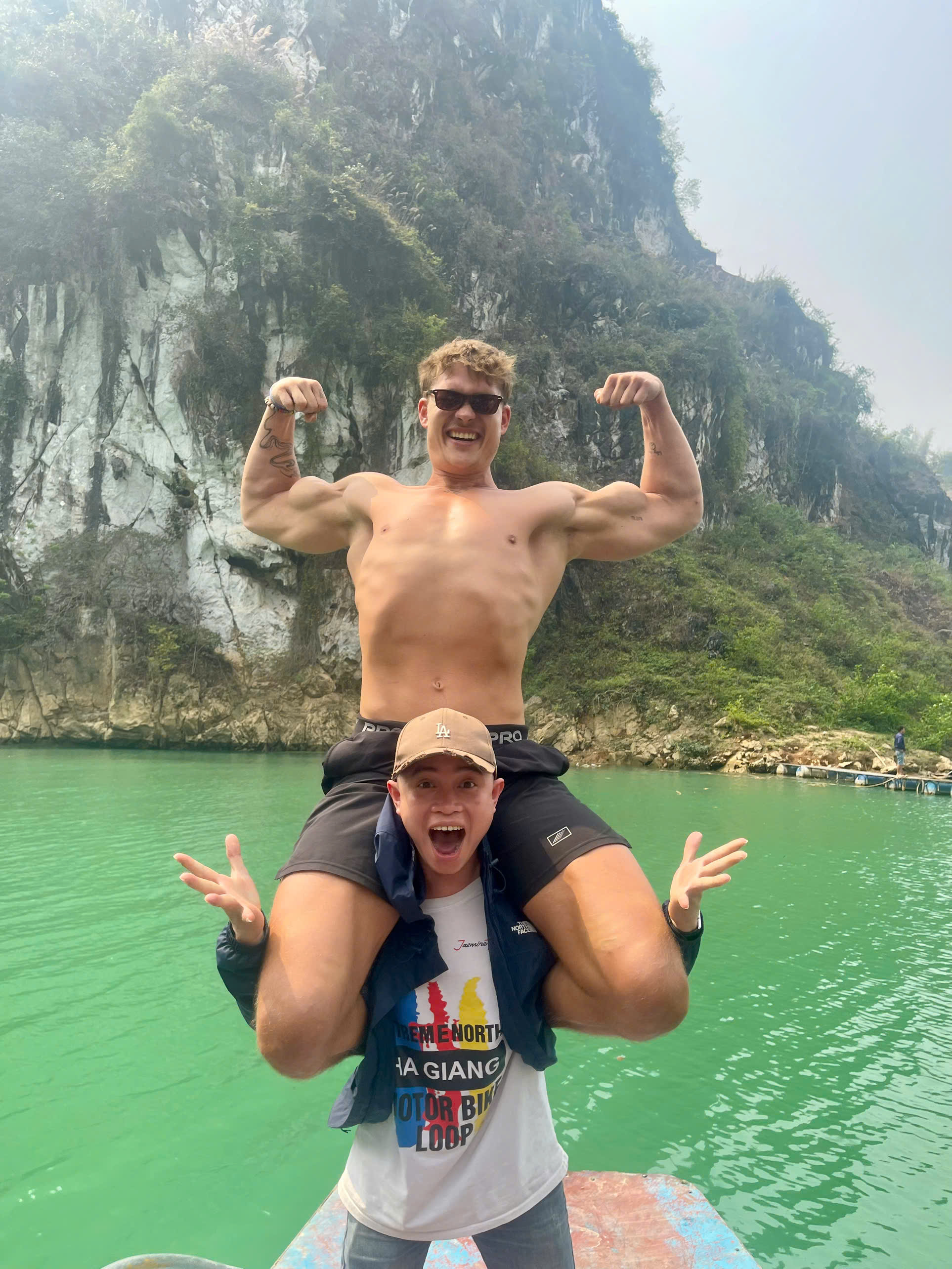 Hagiang Loop sunny day nho que river