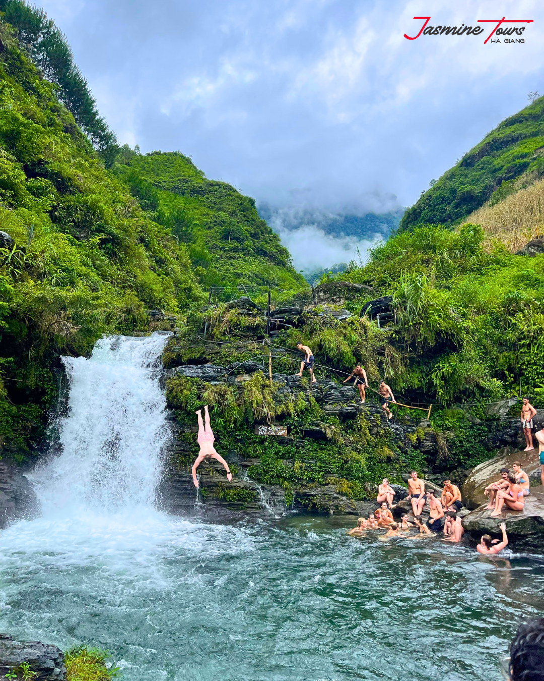 du gia waterfall on ha giang loop route