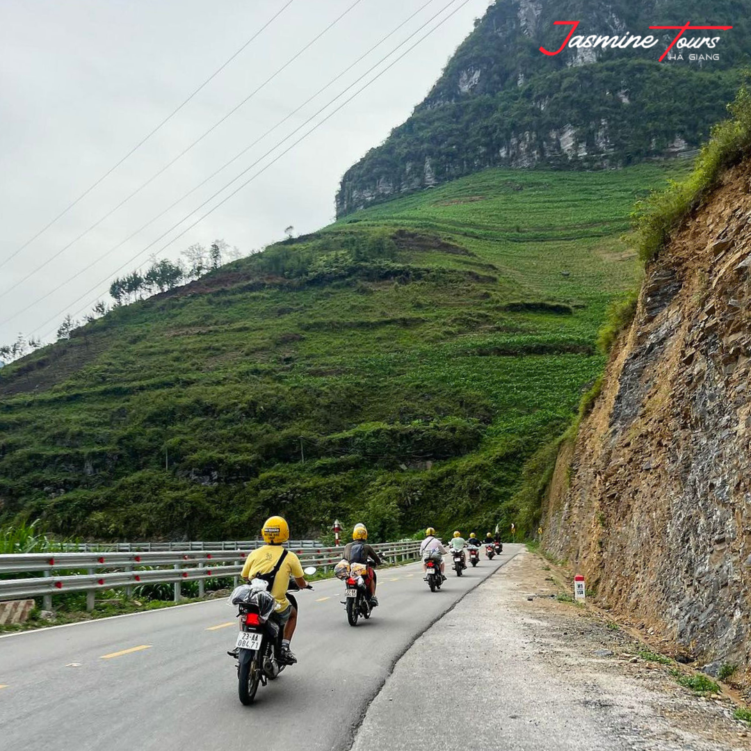 common motorbike mistakes about Overestimating Riding Skills and Speeding