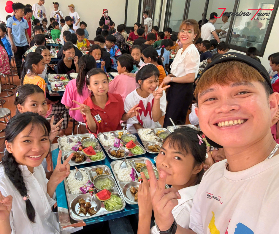 jasmine tours opens a new canteen at ngam la school for children