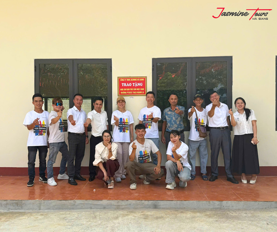 jasmine tours opens a new canteen at ngam la school
