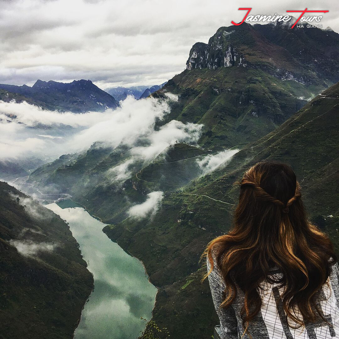explore ma pi leng pass on ha giang loop with jasmine tours