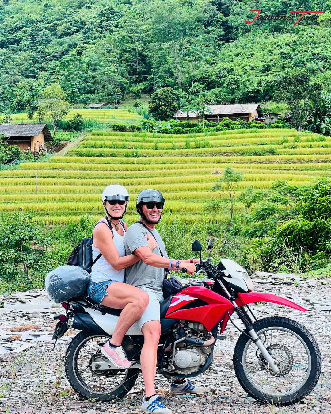 questions to ask before choosing self-riding or easy-rider in ha giang loop