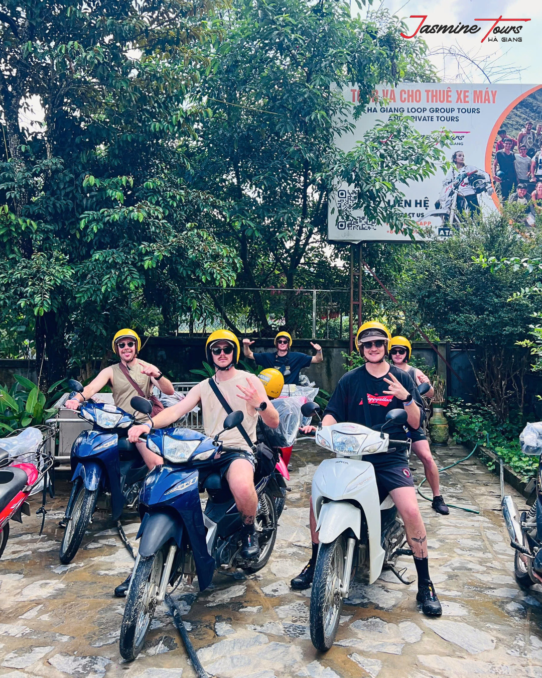self-riding motorbike tour on ha giang loop in november 2025