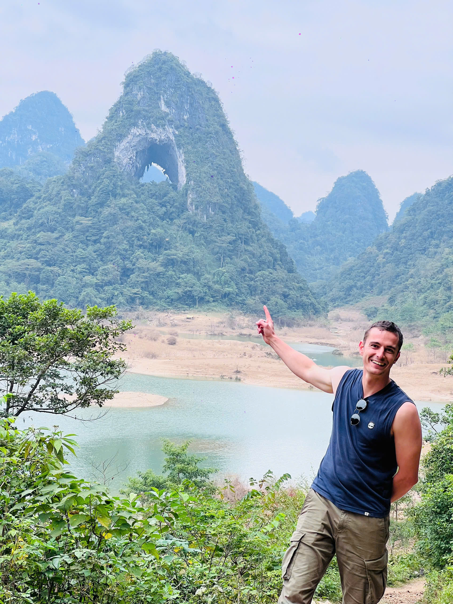 Non Nuoc Cao Bang Geopark tyu bnm