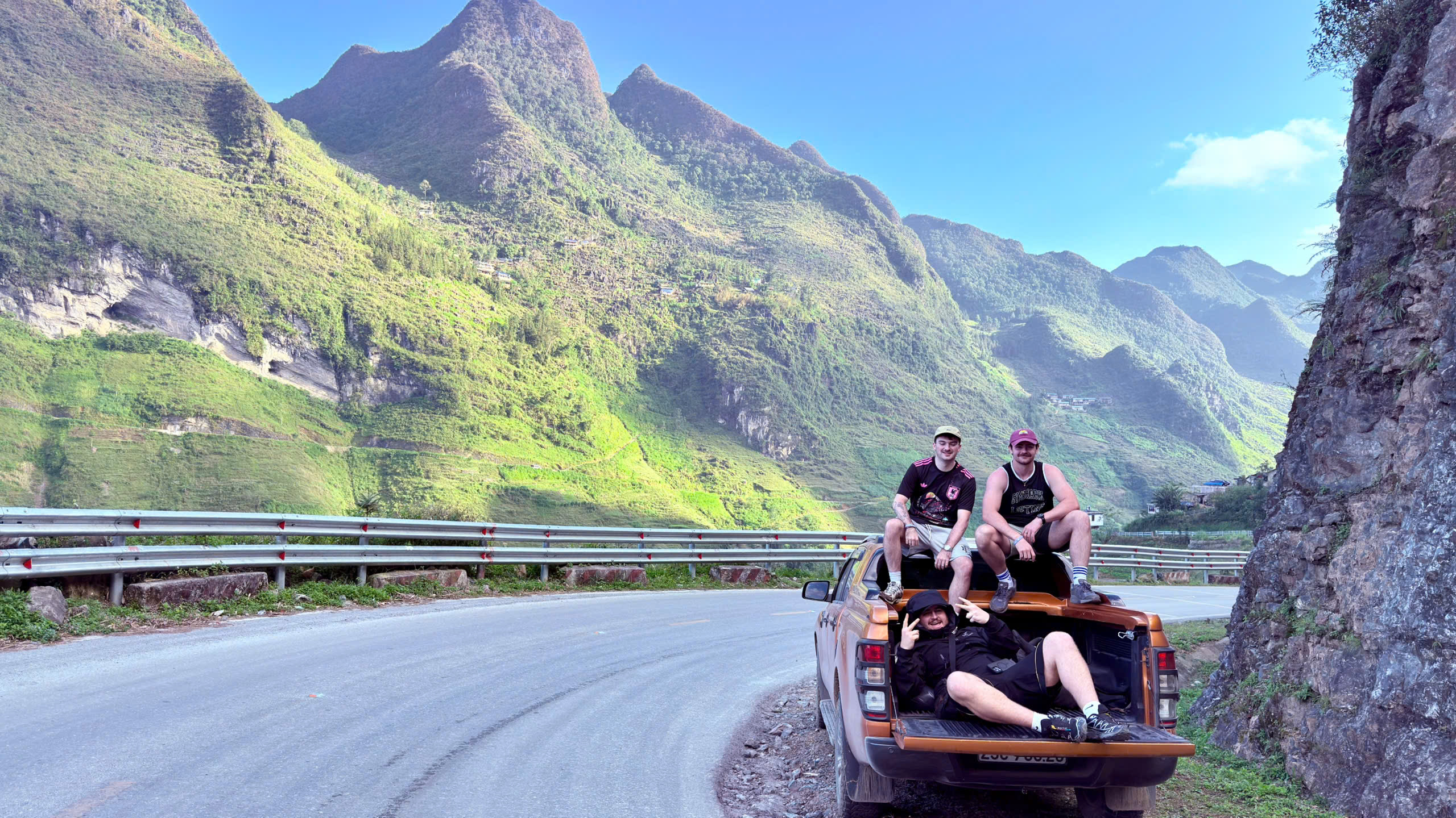 explore ha giang- cao bang with jasmine tours on ha giang loop