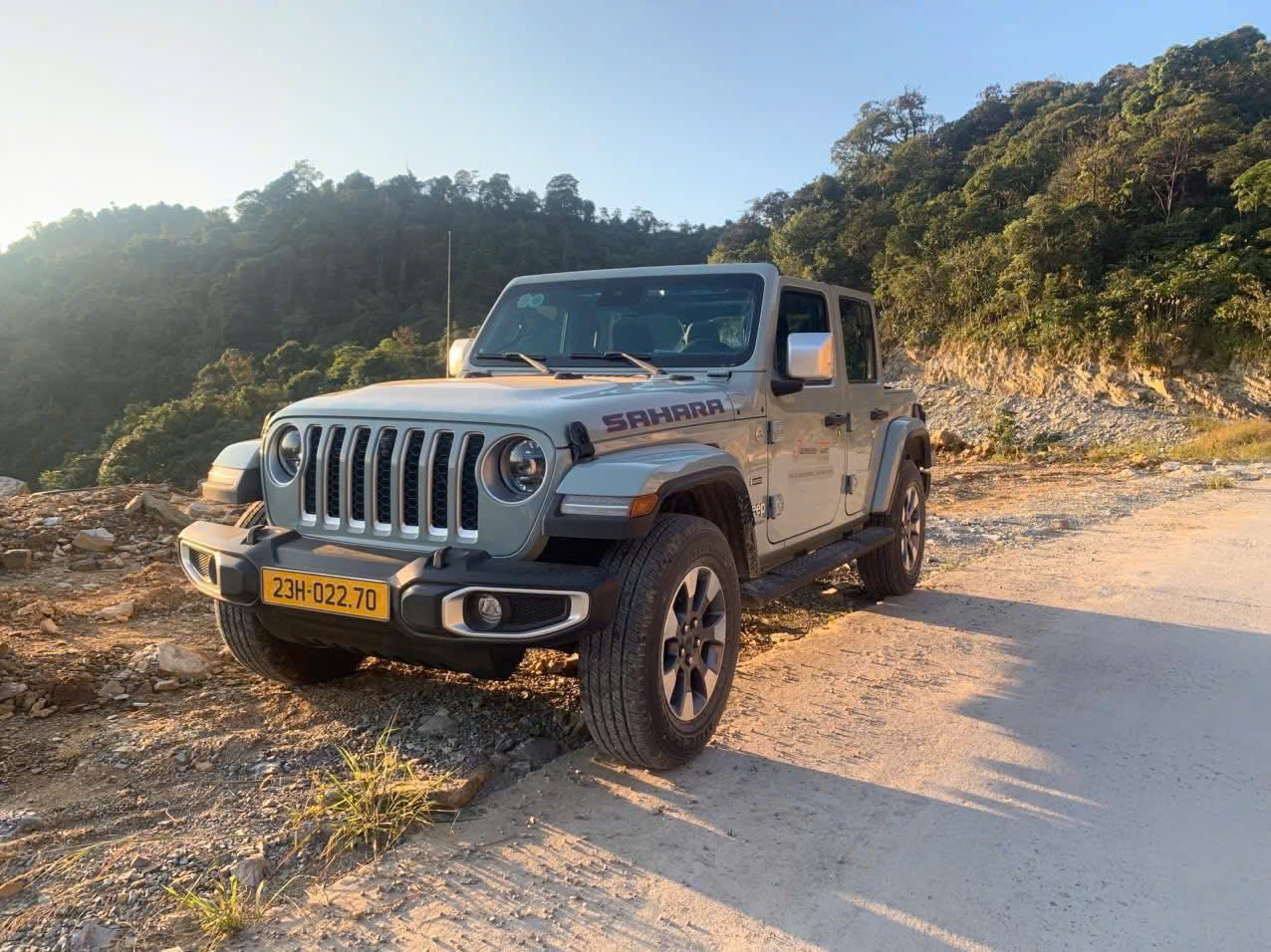 Jeep Tour Cao Bang ẻty