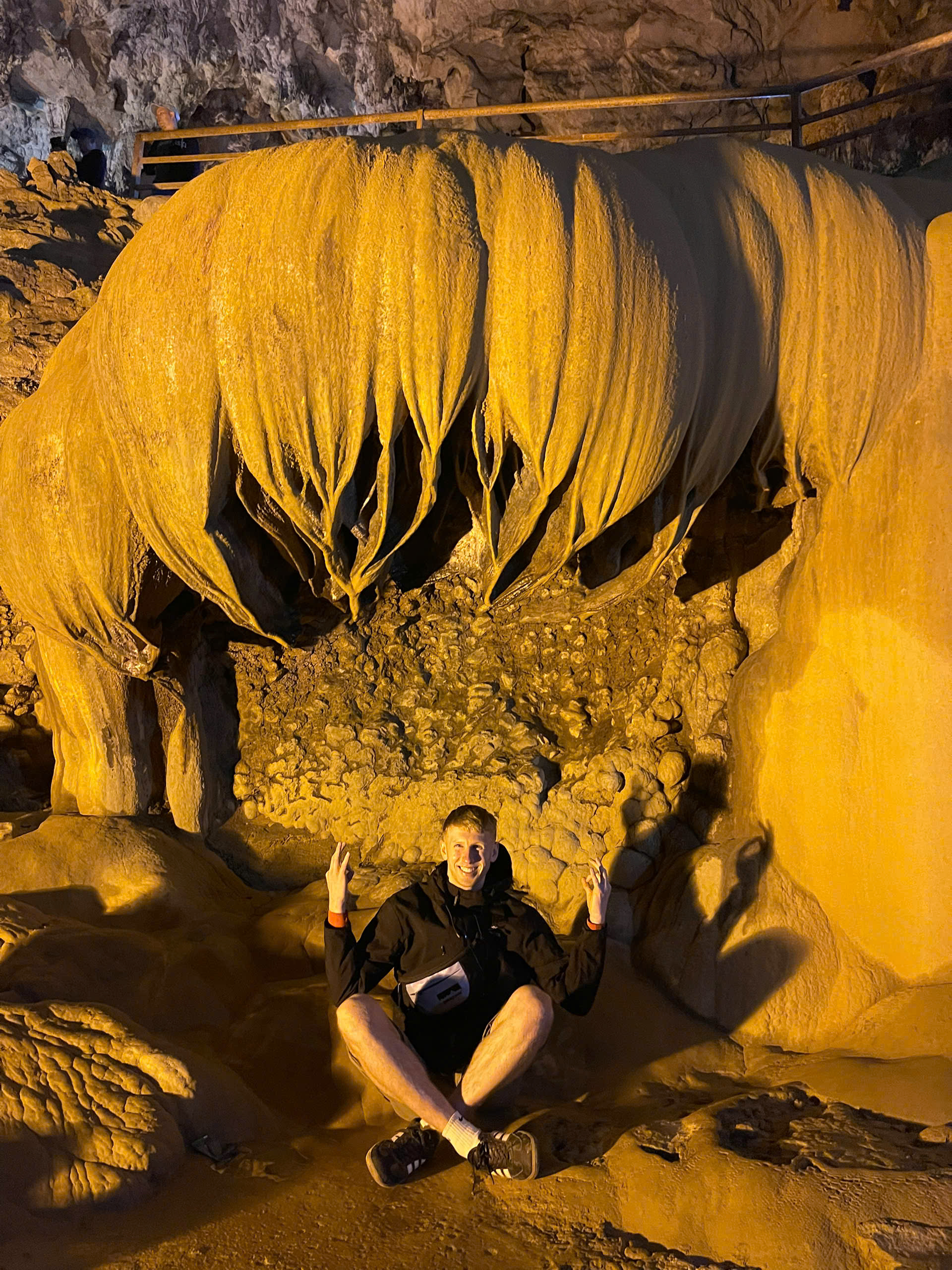 explore cao bang with jasmine tour on ha giang loop