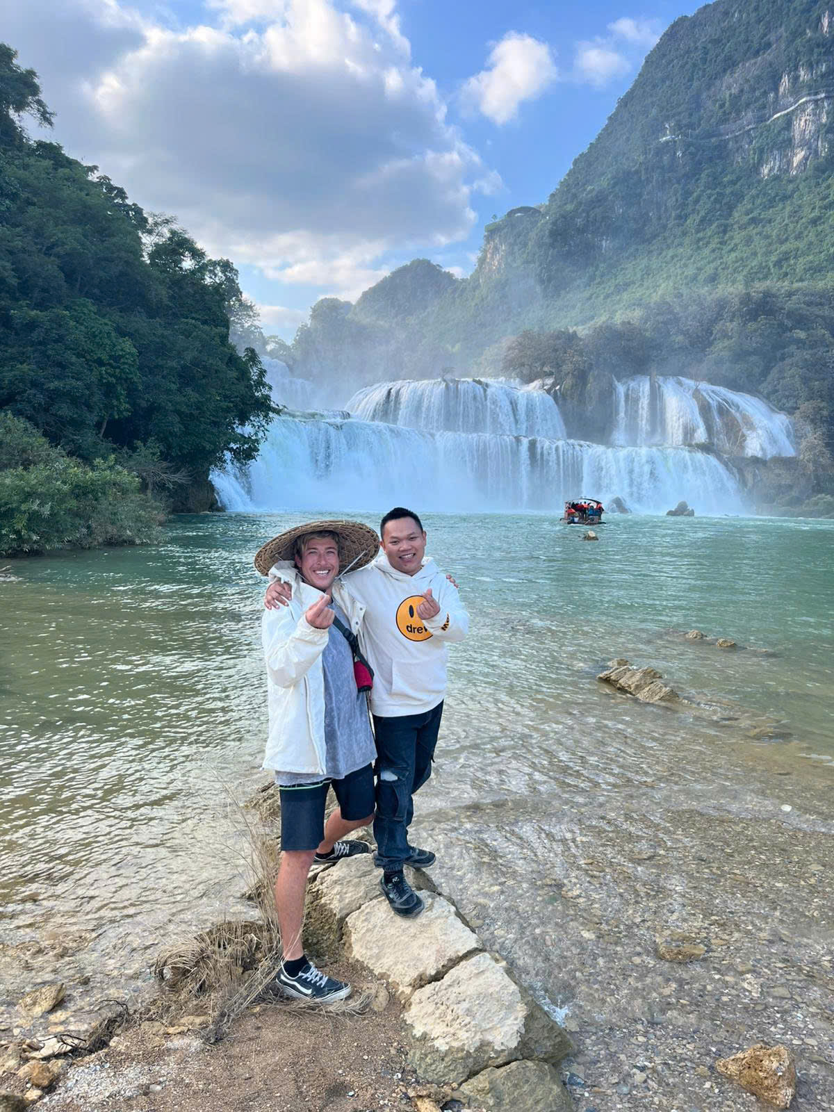 explore cao bang with jasmine tour in ha giang loop