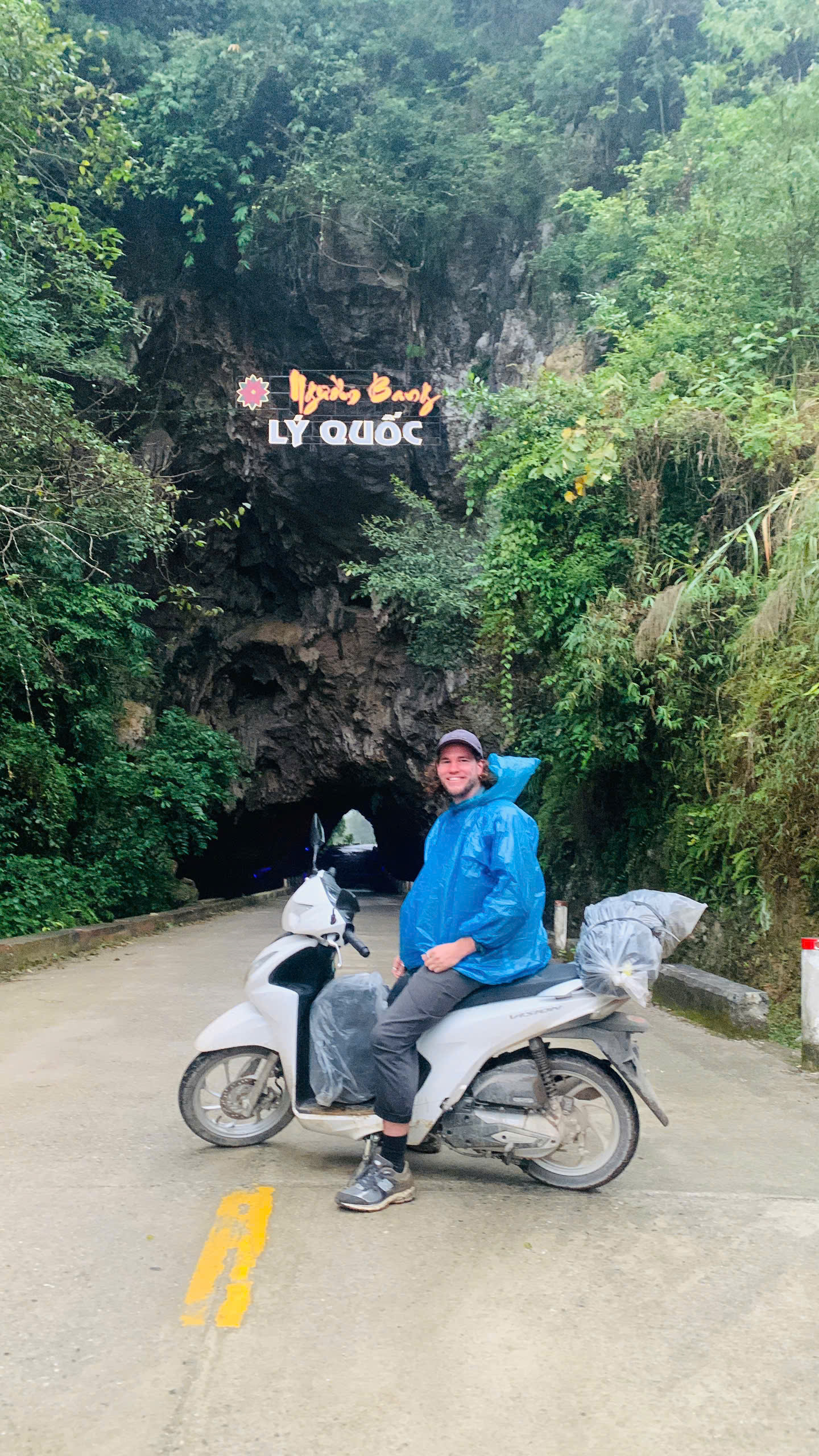 explore cao bang travel with jasmine tour on ha giang loop