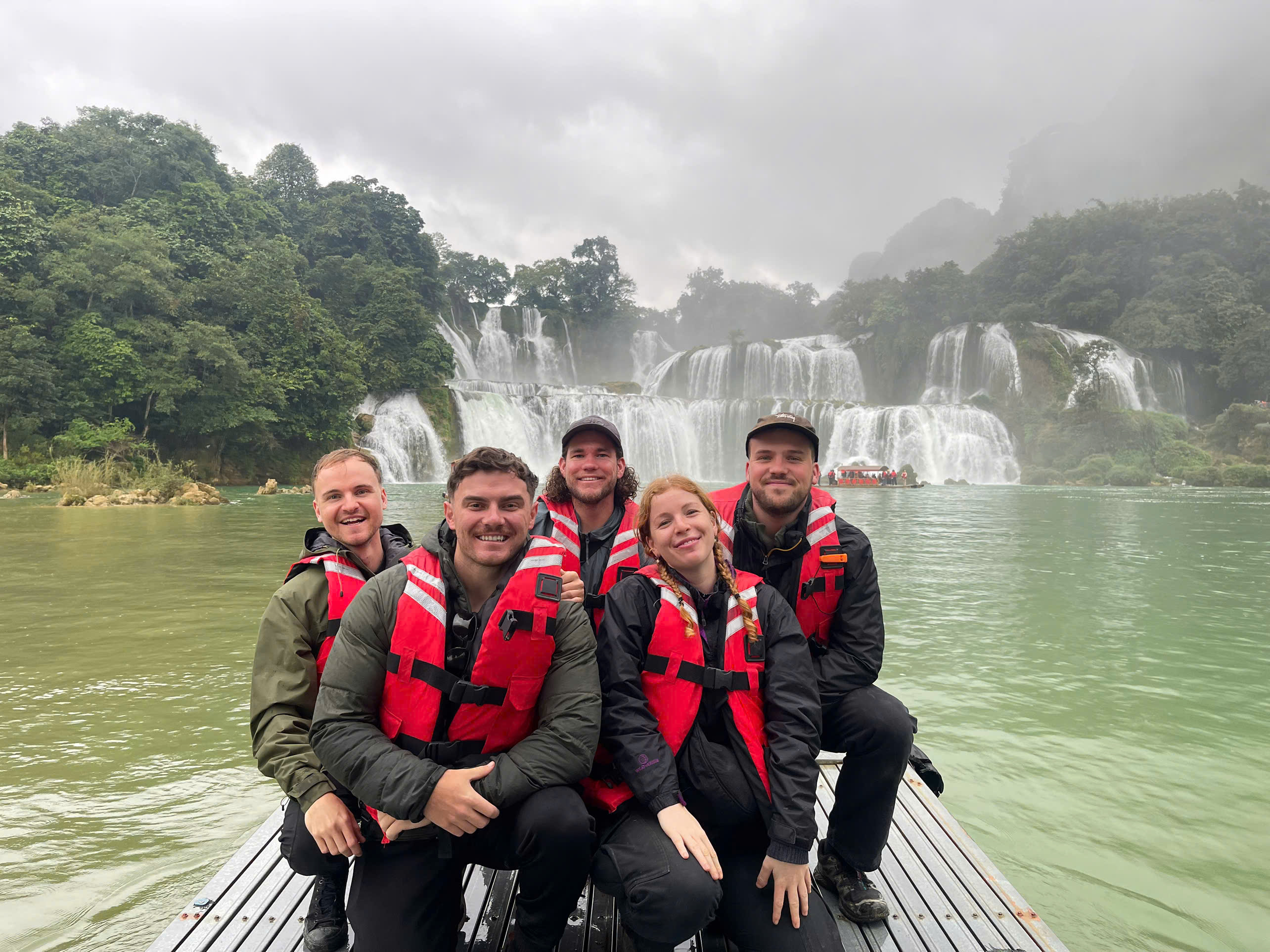 explore Cao Bang Loop with jasmine tour on ha giang loop