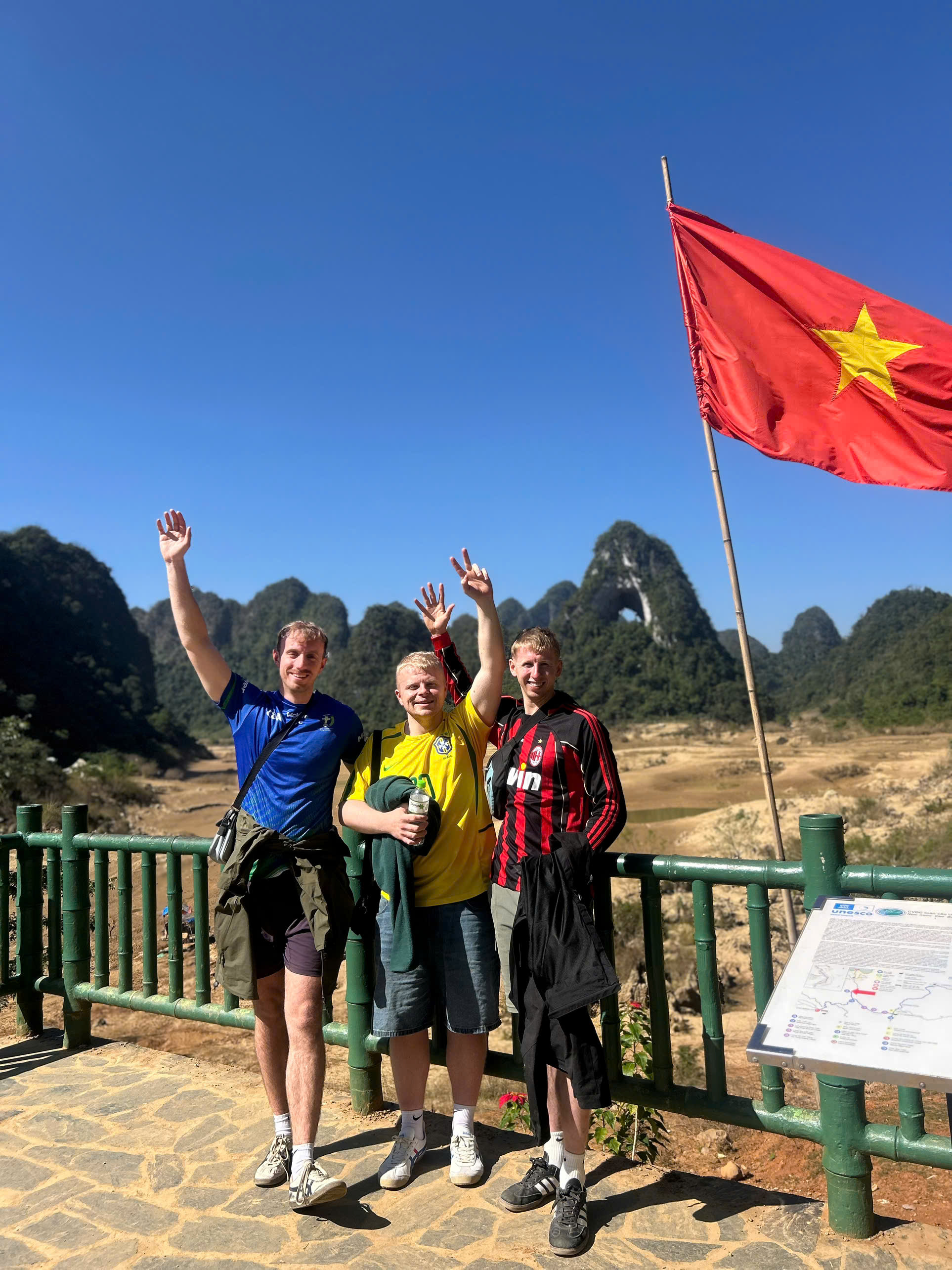 explore cao bang with jasmine tour on ha giang loop