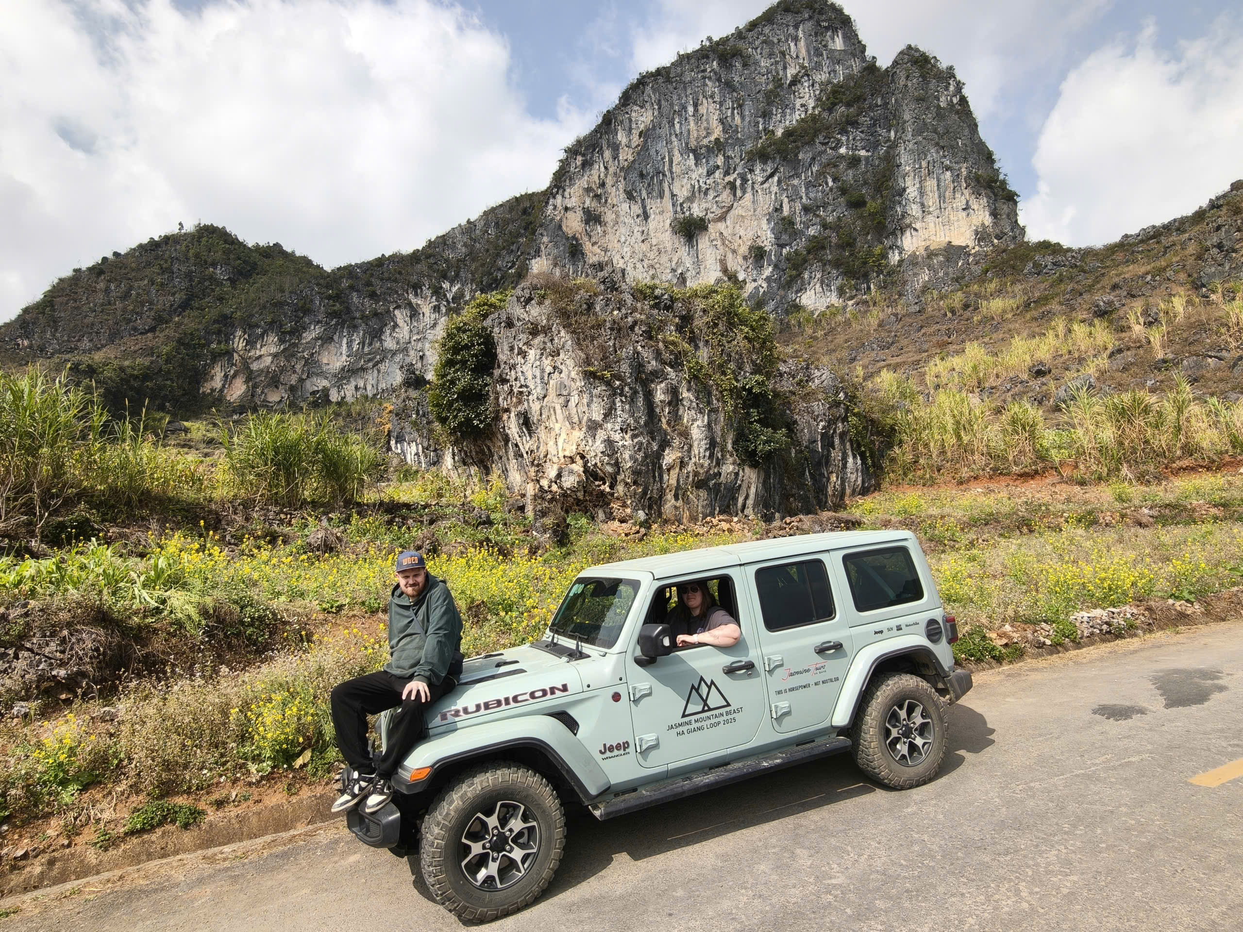 explore cao bang ban gioc with jasmine tour on ha giang loop