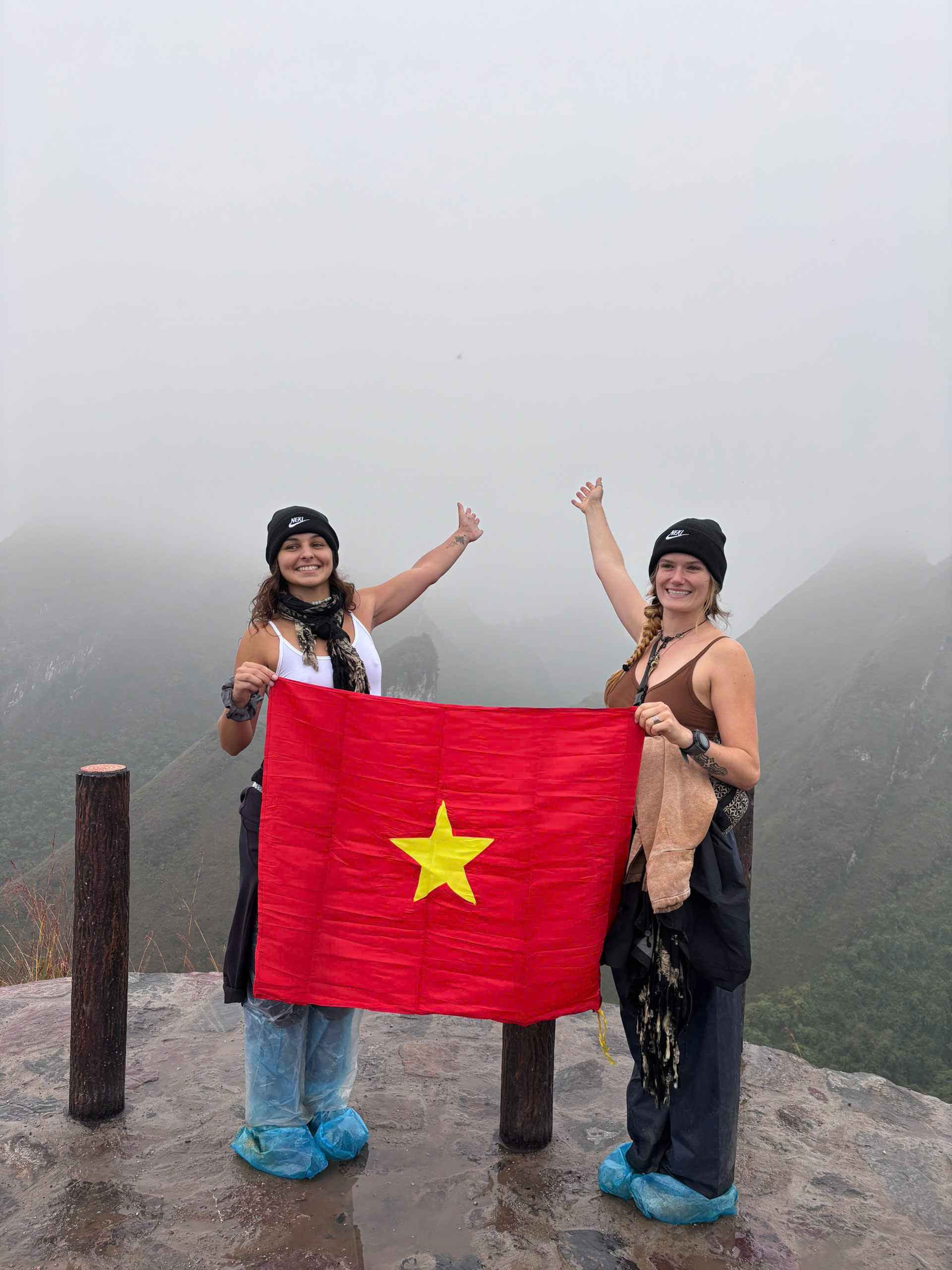 explo cao bang with jasmine tour on ha giang loop