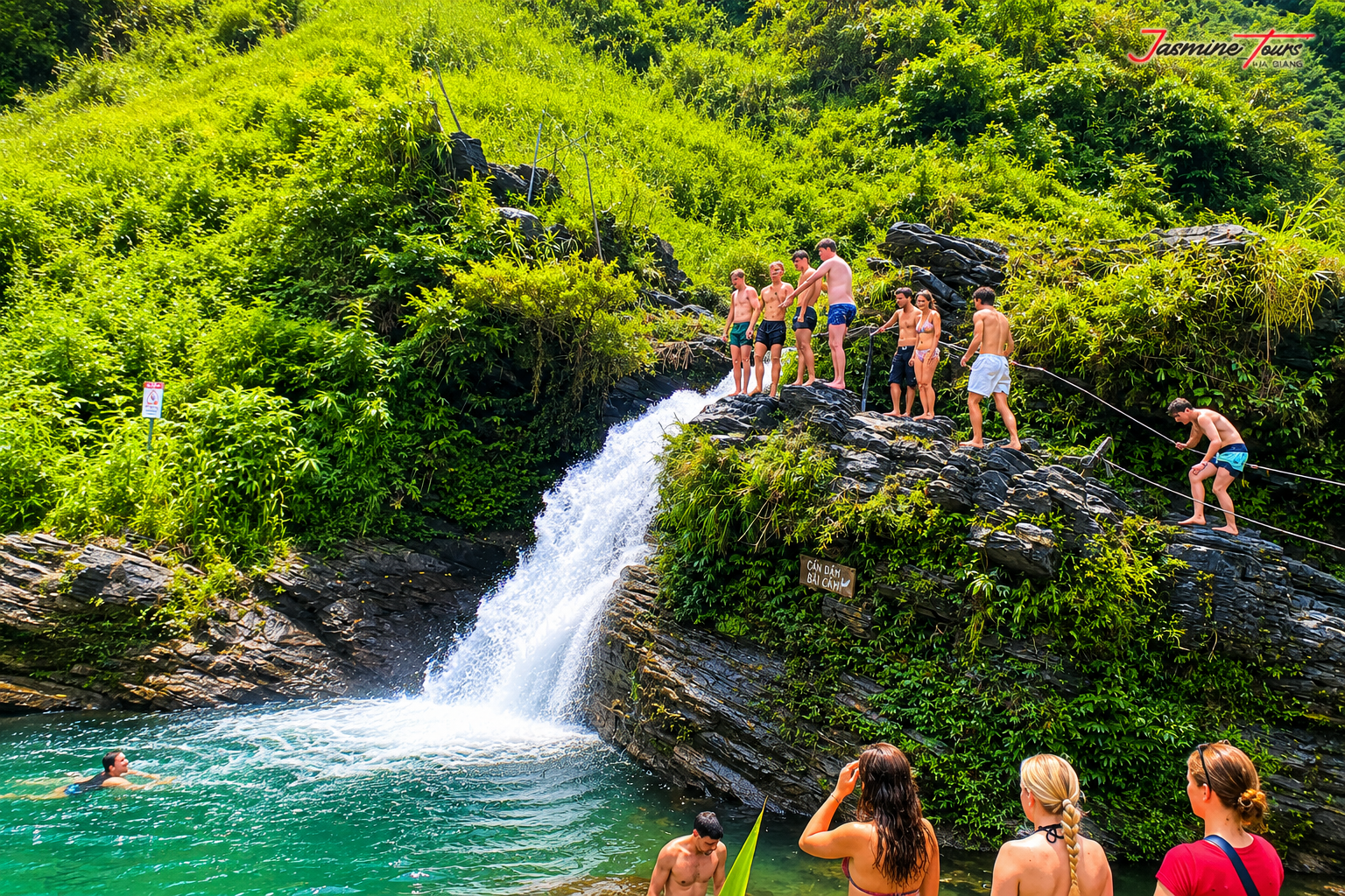 Du Gia Waterfall green