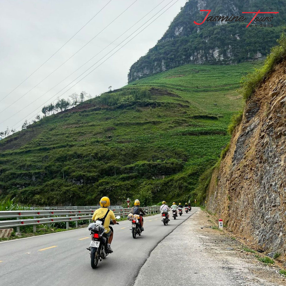 ha giang loop packing list 1
