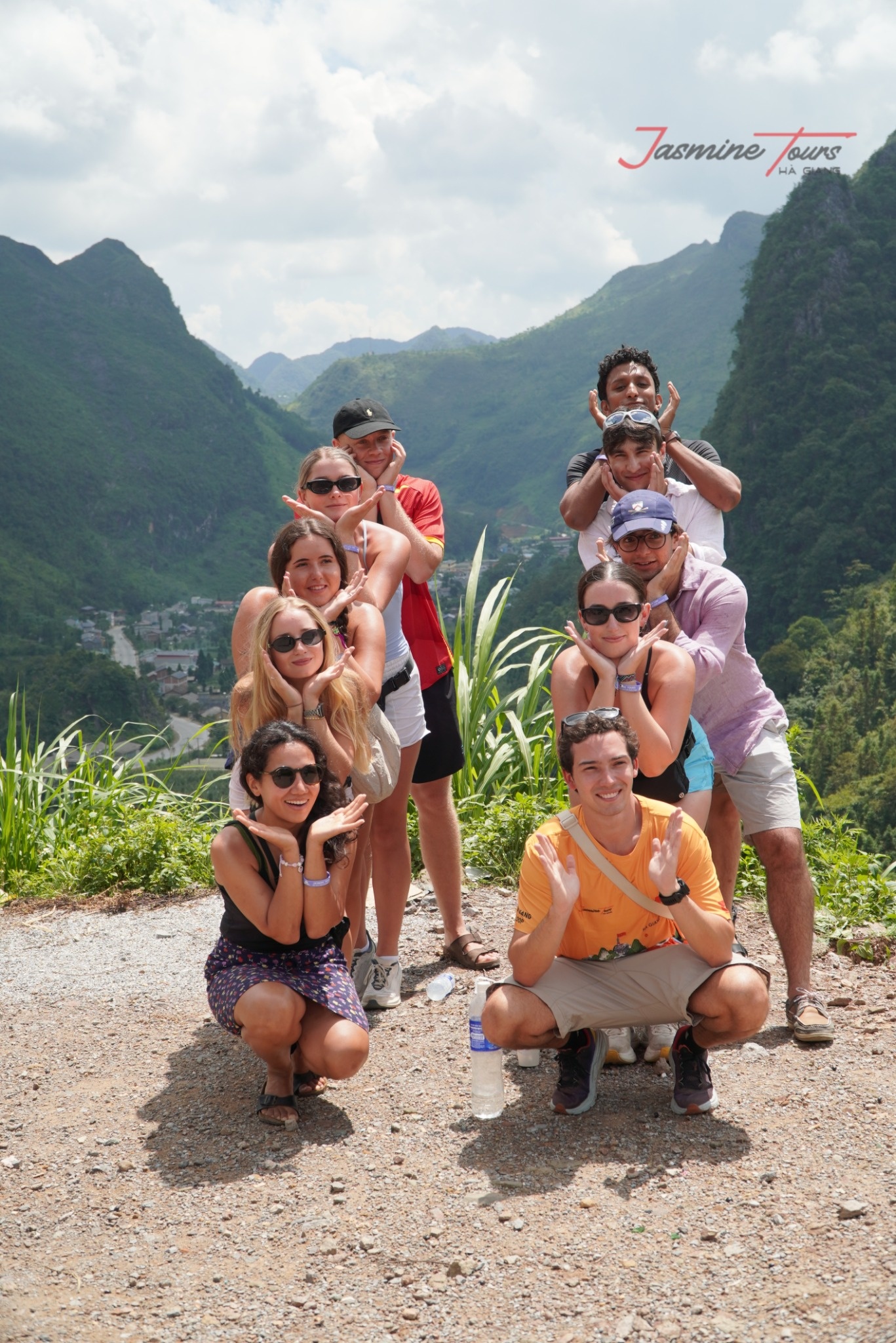 Ha Giang Loop Hang
