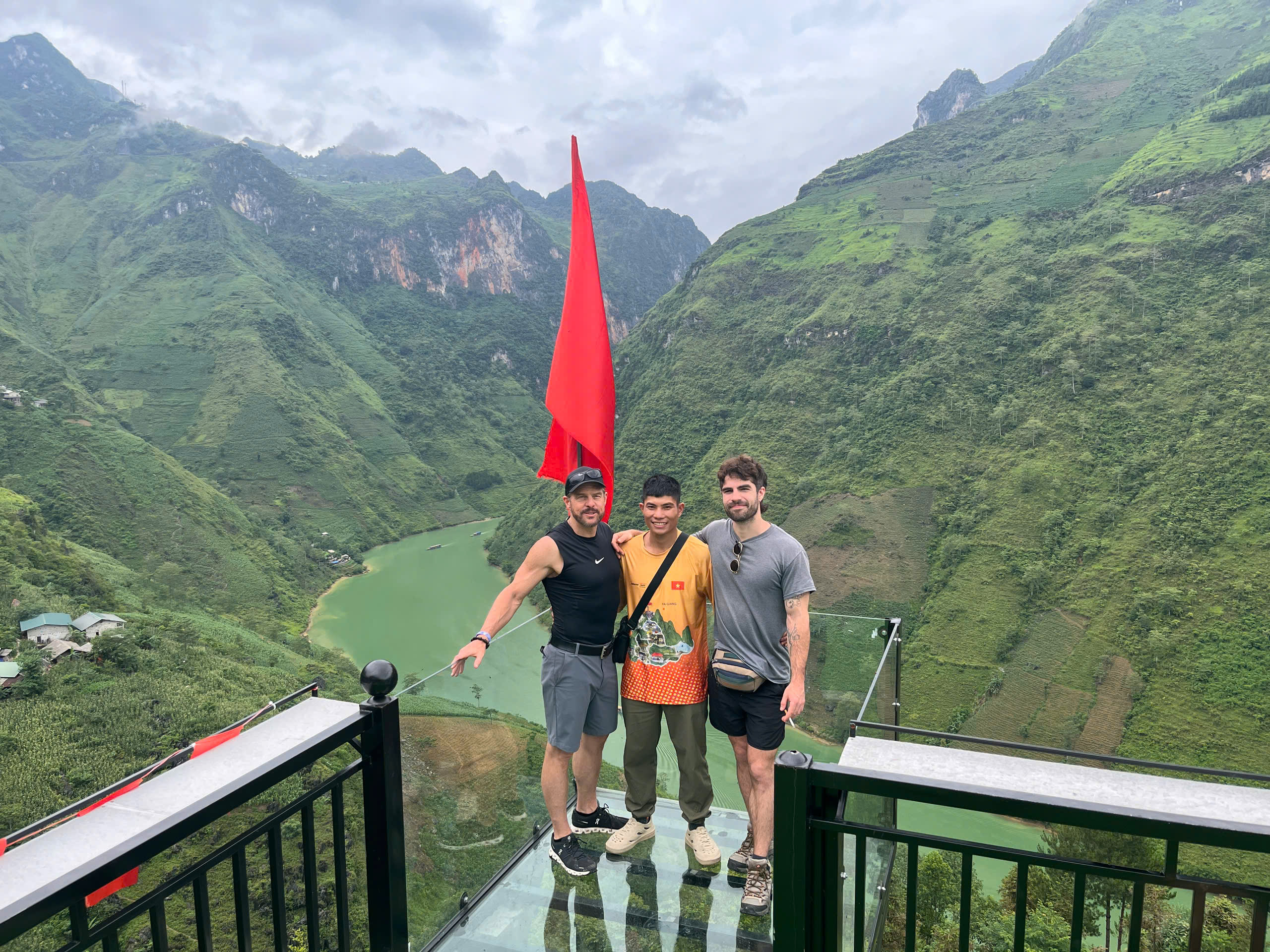 Ha Giang Loop itinerary Nho Que River view