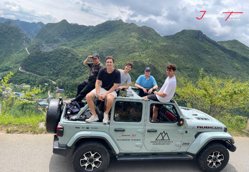 Ha Giang Loop Motorbike and Jeep