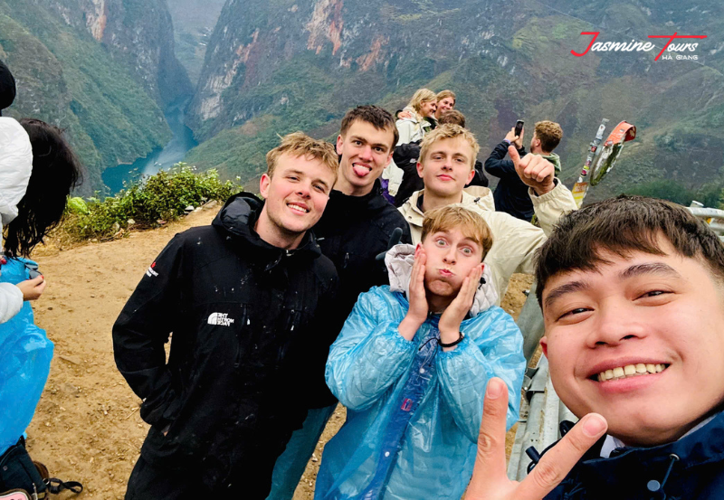 Ha Giang Loop Motorbike group