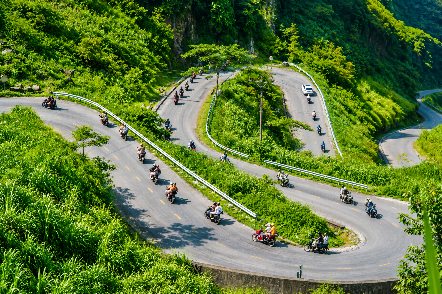 Ha Giang Loop Tour Ma Pi Leng Pass