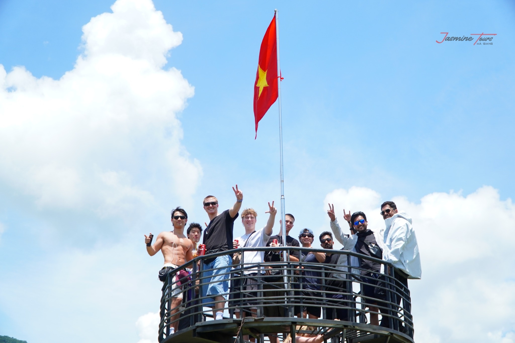 Ha Giang Loop Rote Flag