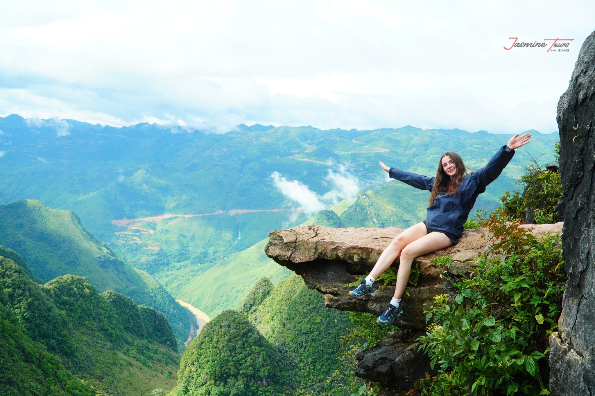 Ha Giang Loop Route Girl
