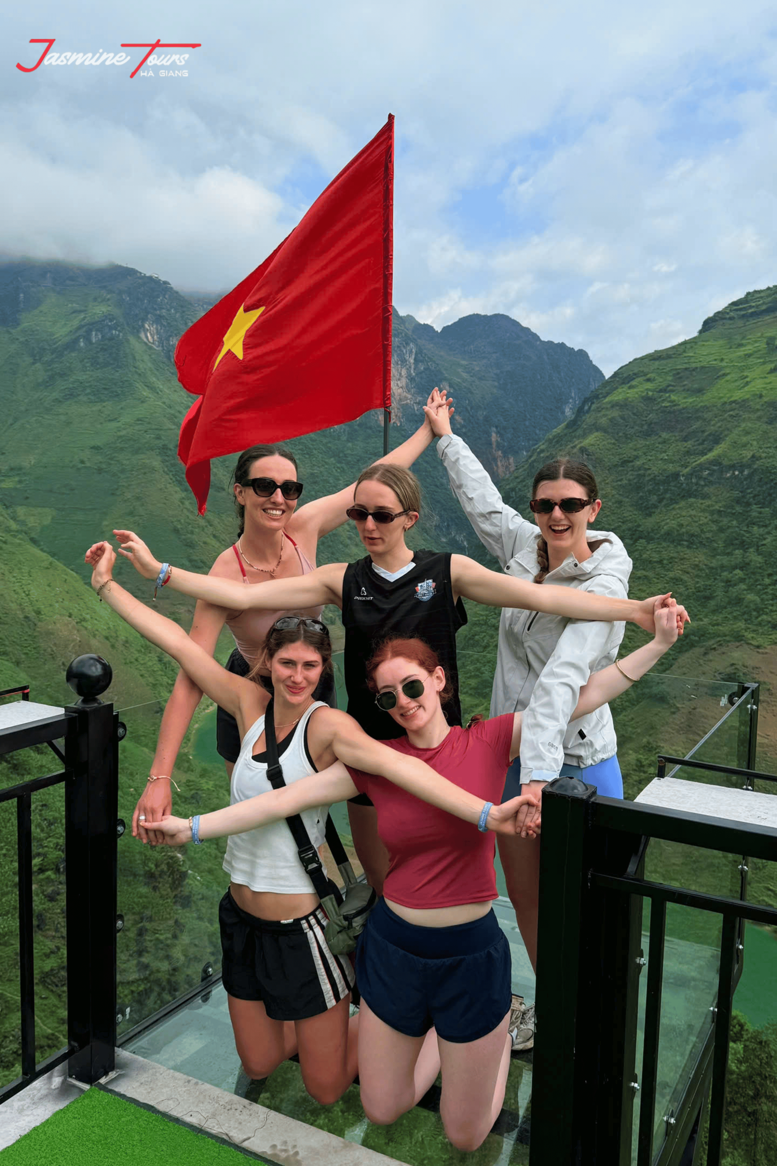 ha giang loop deaths star